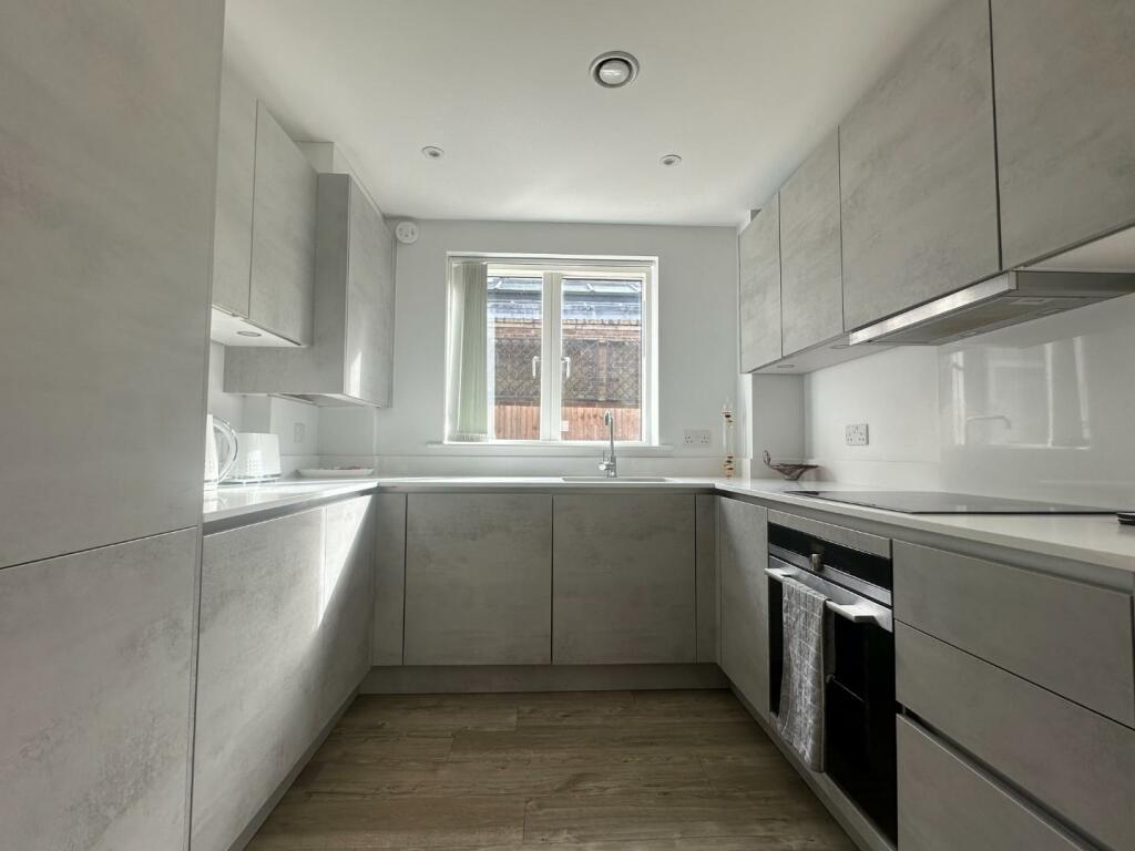 Additional property image - Flat 2, 317 Hills Road, Cambridge