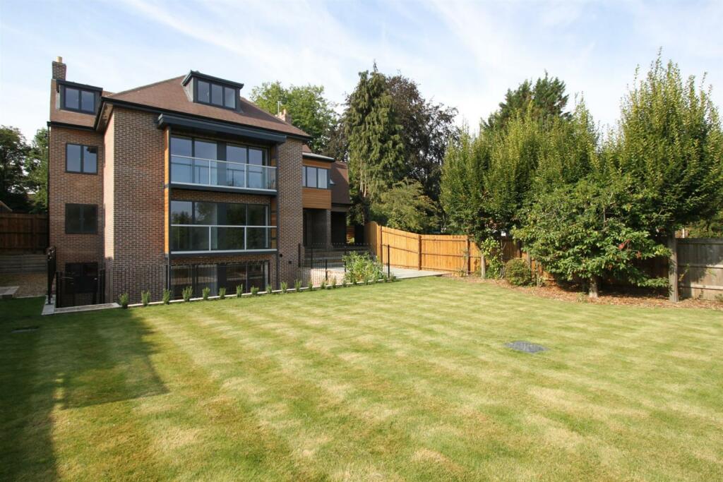 Additional property image - Flat 2, 317 Hills Road, Cambridge