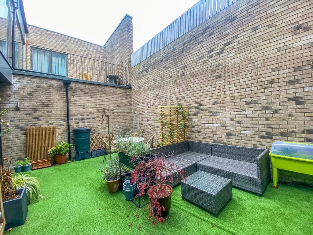 Additional property image - Clay Farm Drive, Trumpington, Cambridge