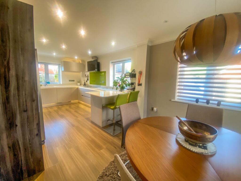 Additional property image - Grafton Drive, Highfields Caldecote, Cambridge