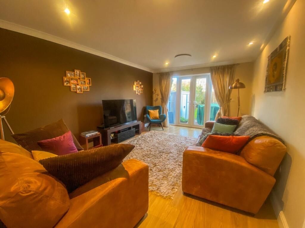 Additional property image - Grafton Drive, Highfields Caldecote, Cambridge
