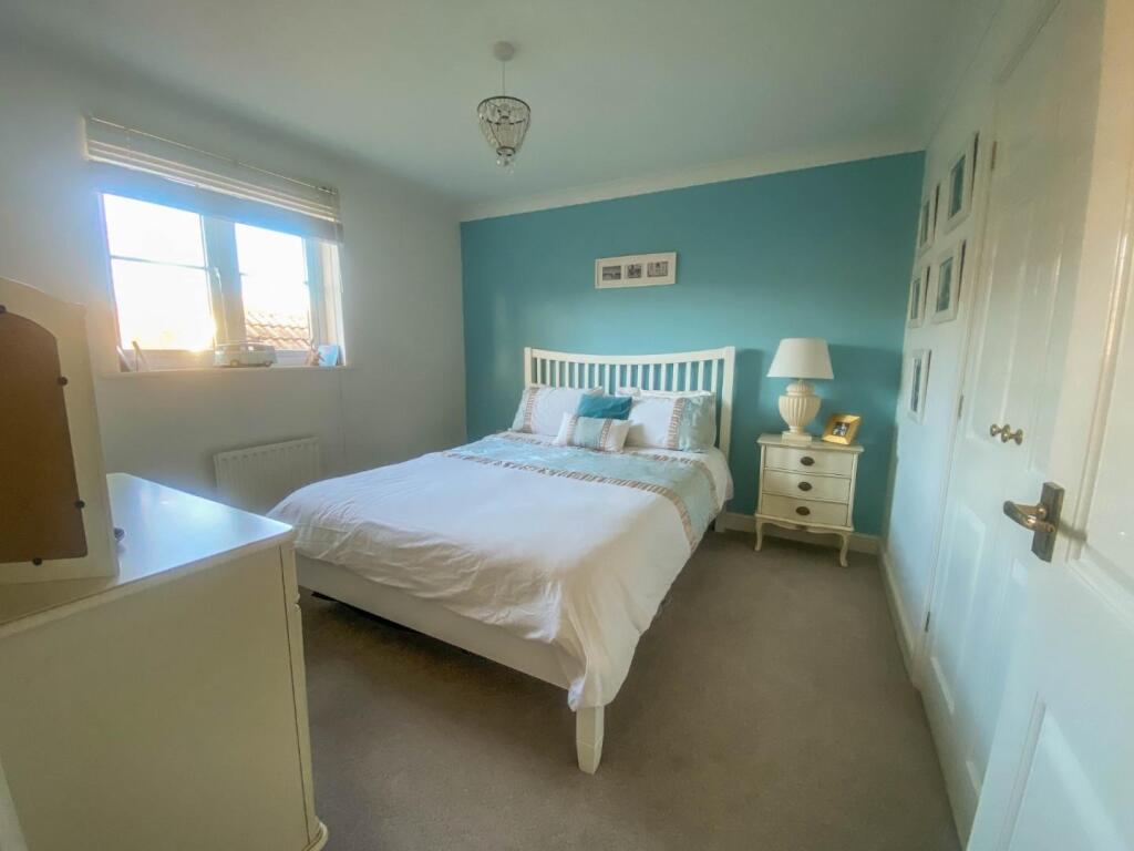 Additional property image - Grafton Drive, Highfields Caldecote, Cambridge
