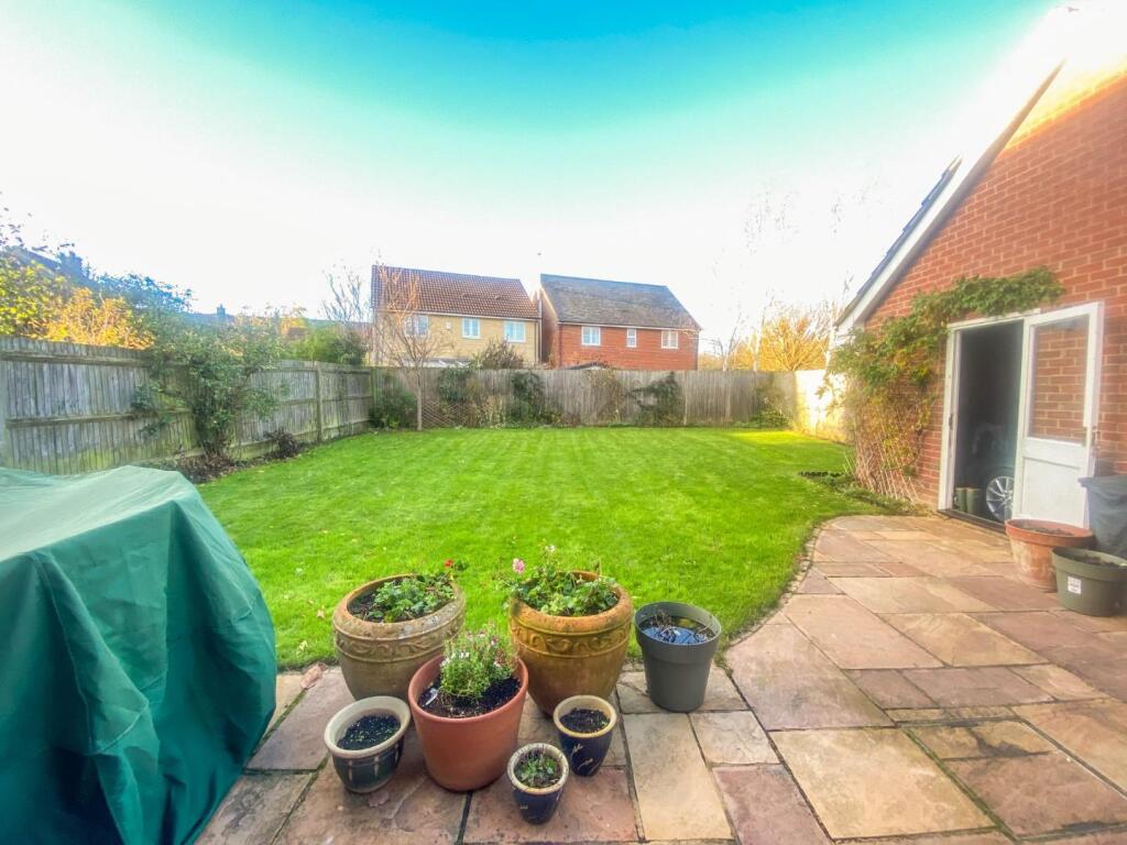 Additional property image - Grafton Drive, Highfields Caldecote, Cambridge