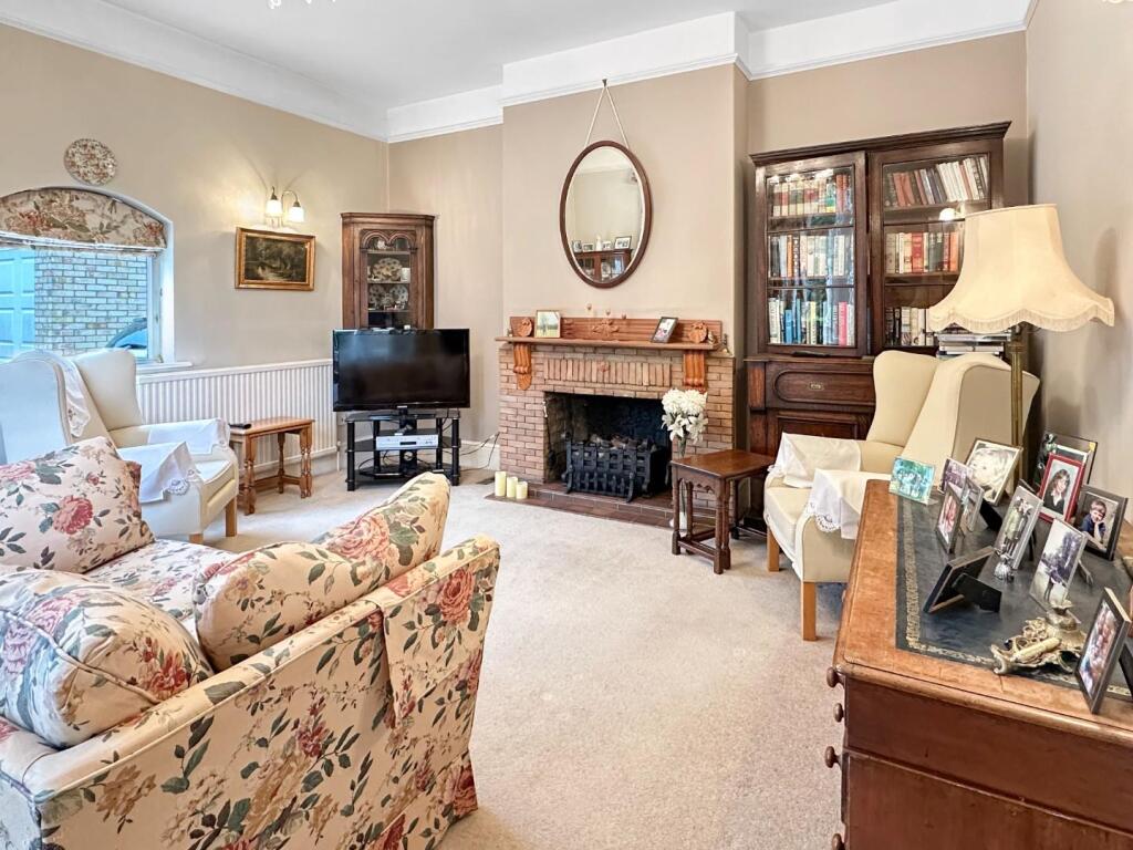 Additional property image - London Road, Stapleford