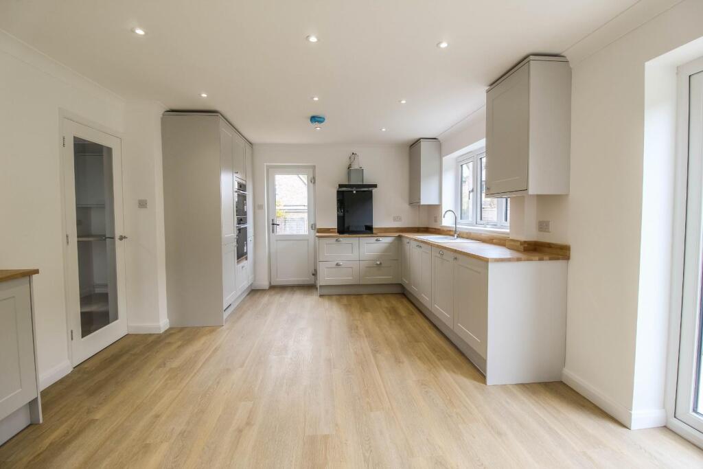 Additional property image - Orchard Road, Great Shelford