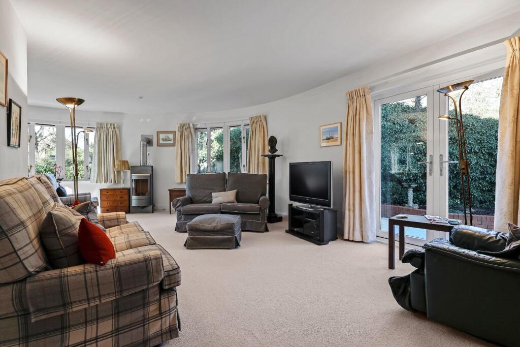 Additional property image - Spinney Drive, Great Shelford
