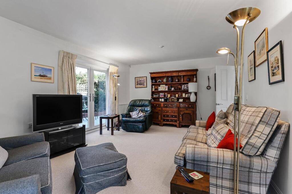 Additional property image - Spinney Drive, Great Shelford