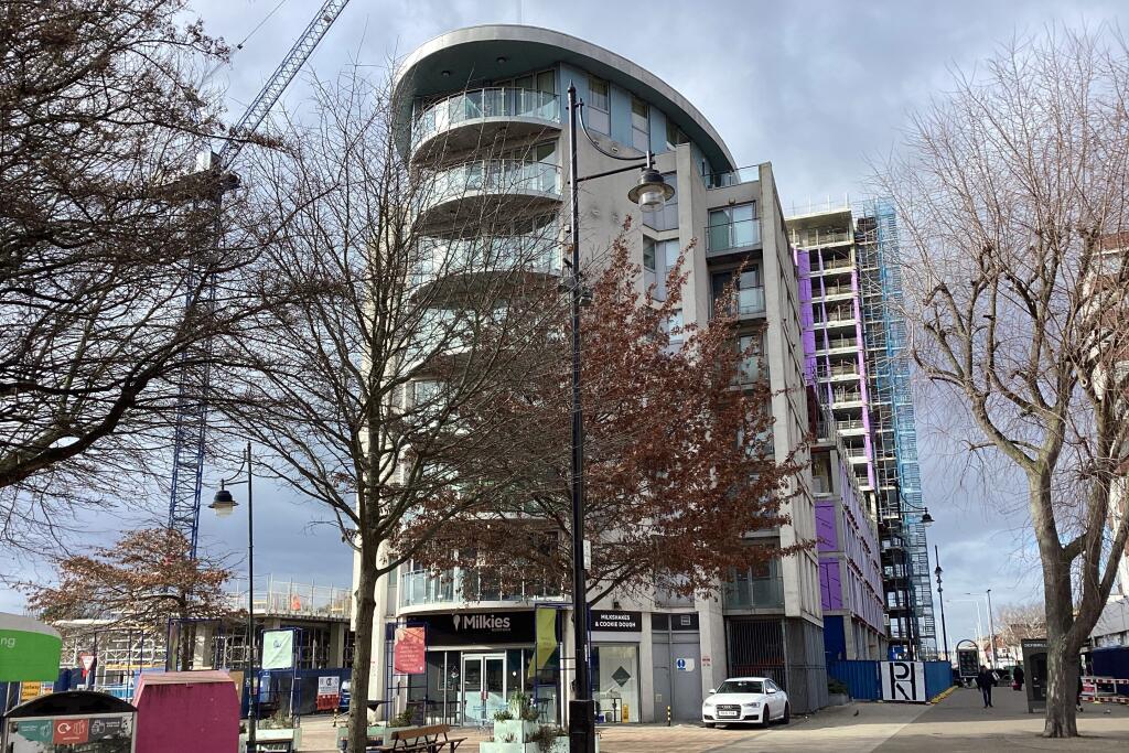 Main image of property: 21-23 North Street, Romford, RM1