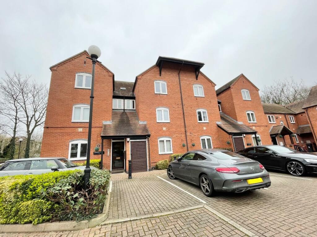 2 bedroom apartment for sale in Prossers Walk, Coleshill, B46