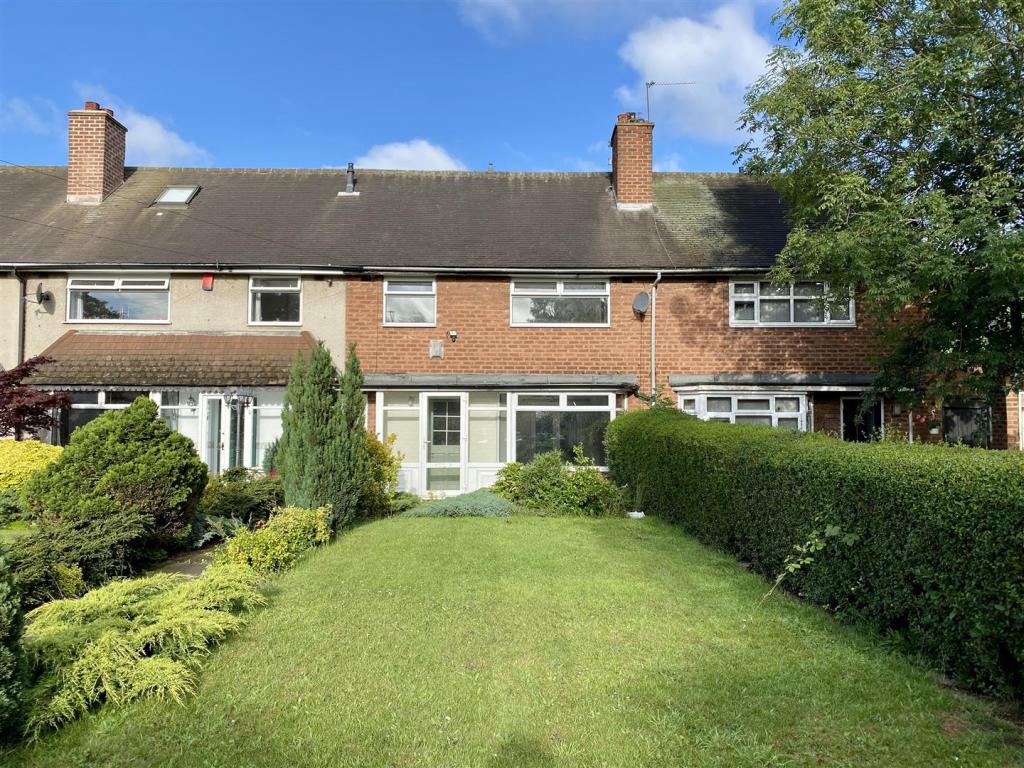 3 bedroom terraced house for sale in Shard End Crescent, Birmingham, B34