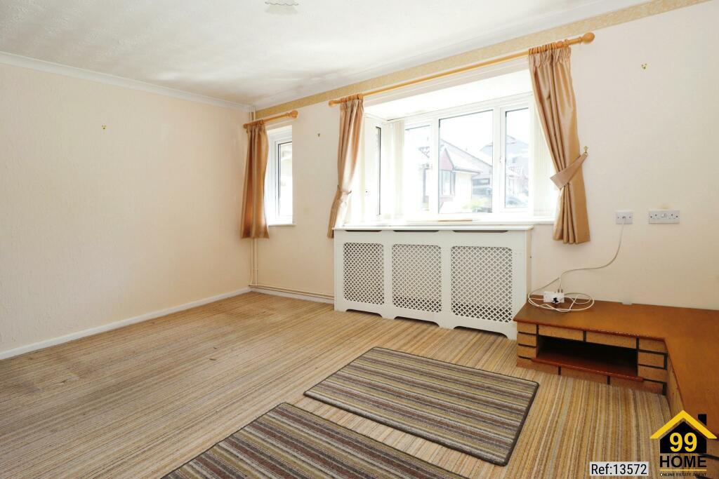 Additional property image - Lilliput Court, Chipping Sodbury, Bristol, Gloucestershire, BS37
