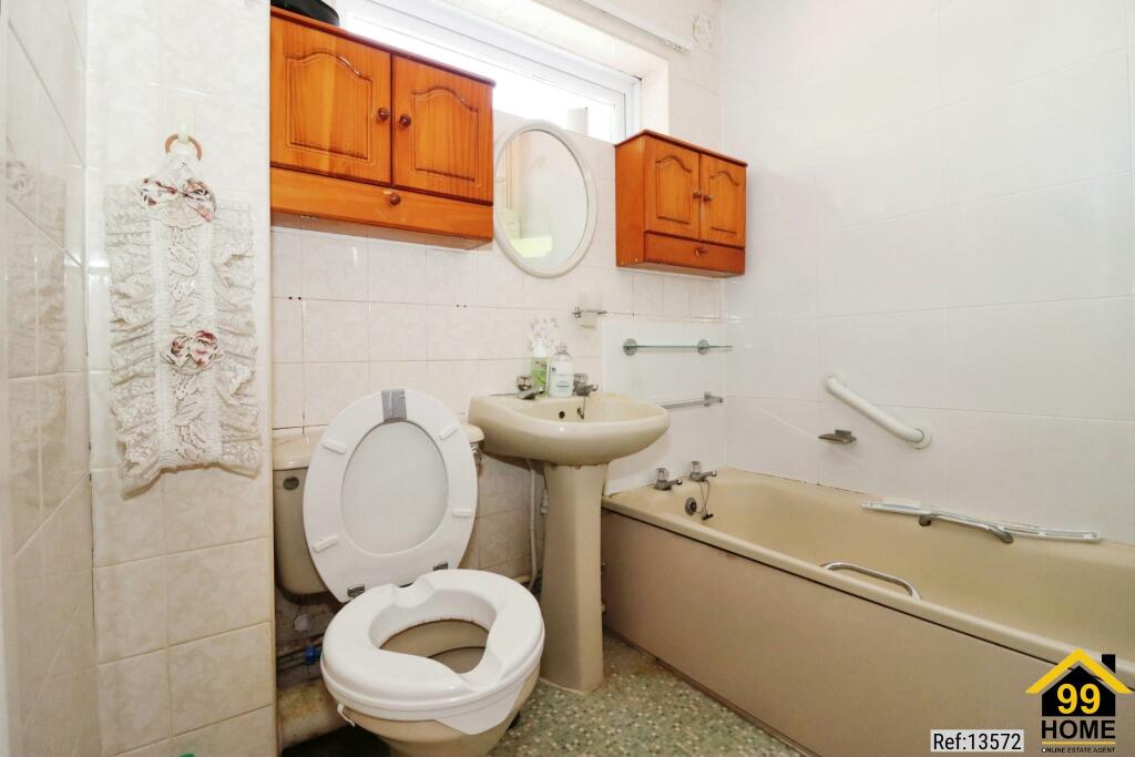 Additional property image - Lilliput Court, Chipping Sodbury, Bristol, Gloucestershire, BS37