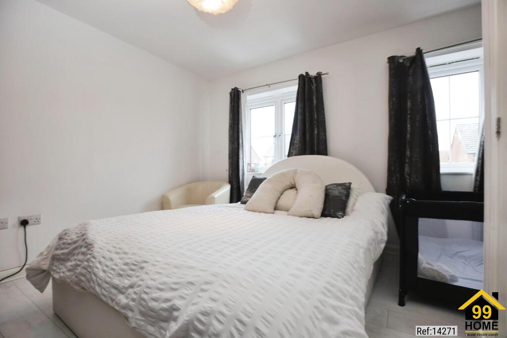 Additional property image - Majestic Way, Warwickshire, CV33