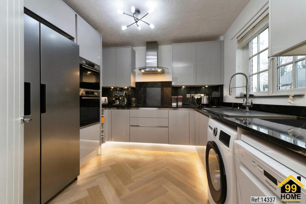 Additional property image - Cherrytrees, Coulsdon, CR5