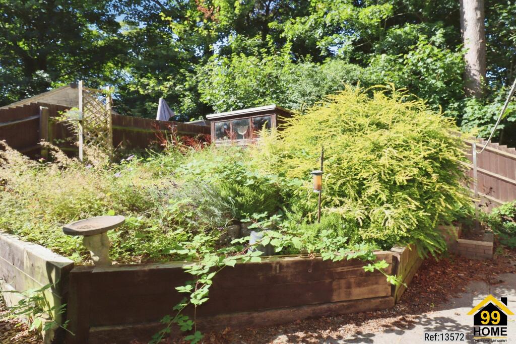 Additional property image - Lilliput Court, Chipping Sodbury, Bristol, Gloucestershire, BS37