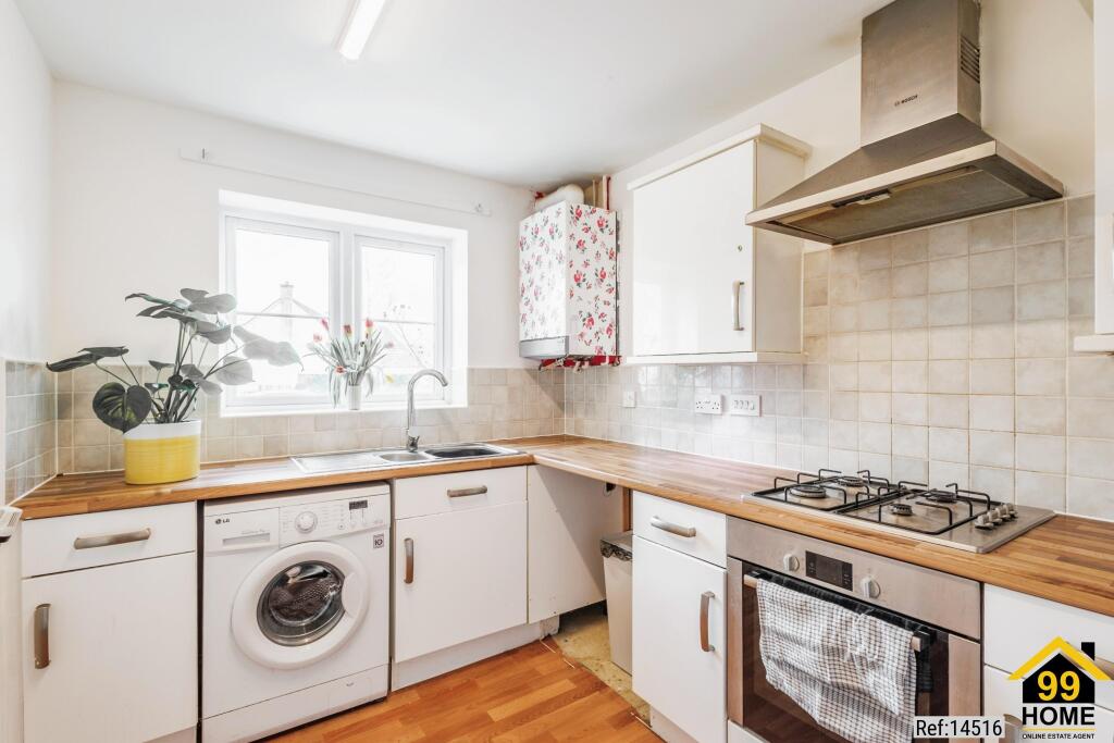 Additional property image - Hythe Wood, Somerset, BS27