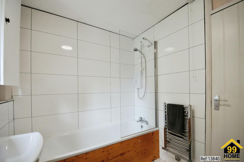 Additional property image - Mercers Row, St Albans, Herts, AL1