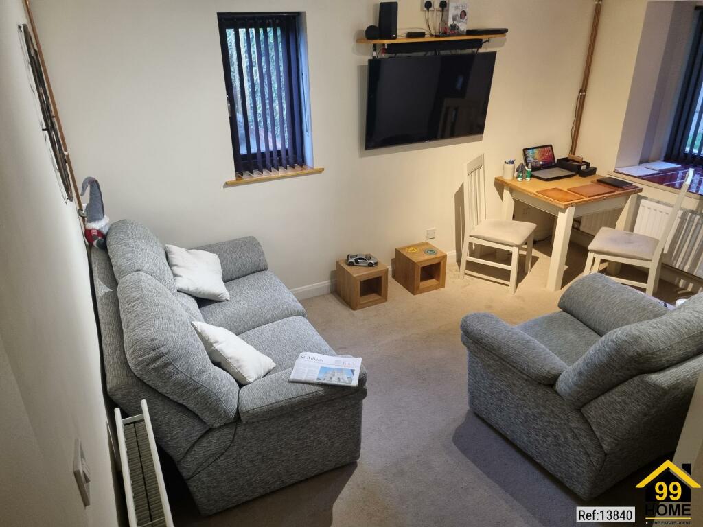 Additional property image - Mercers Row, St Albans, Herts, AL1