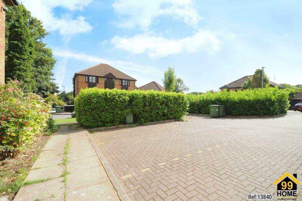 Additional property image - Mercers Row, St Albans, Herts, AL1