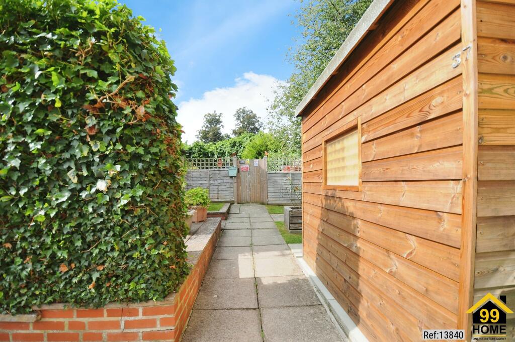 Additional property image - Mercers Row, St Albans, Herts, AL1