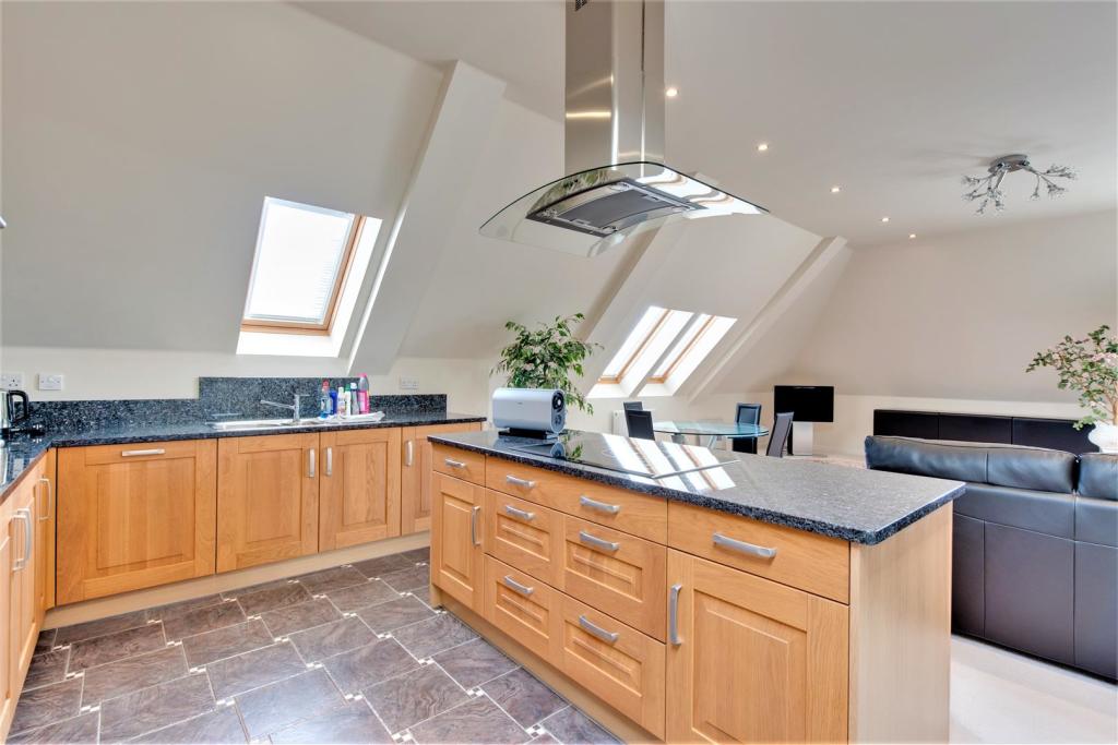 Additional property image - Winchester Road, Frinton-On-Sea