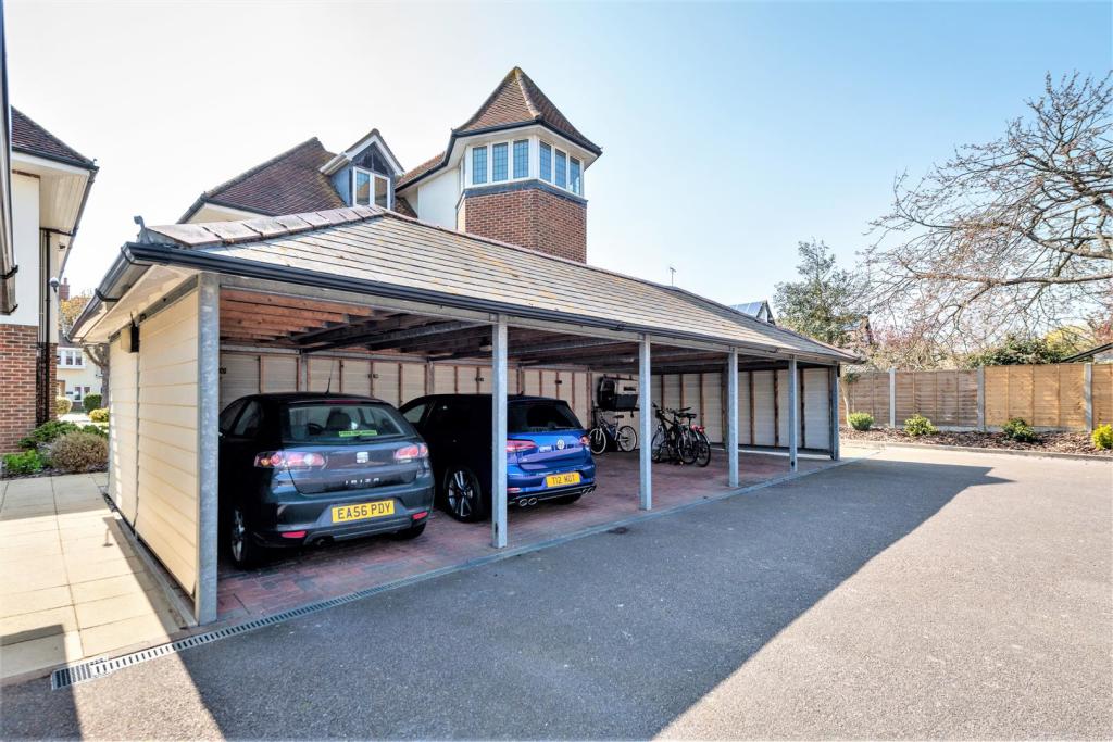 Additional property image - Winchester Road, Frinton-On-Sea