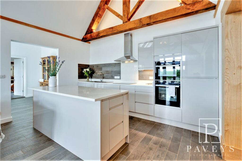 Additional property image - Little Clacton Road, Great Holland, Frinton-On-Sea