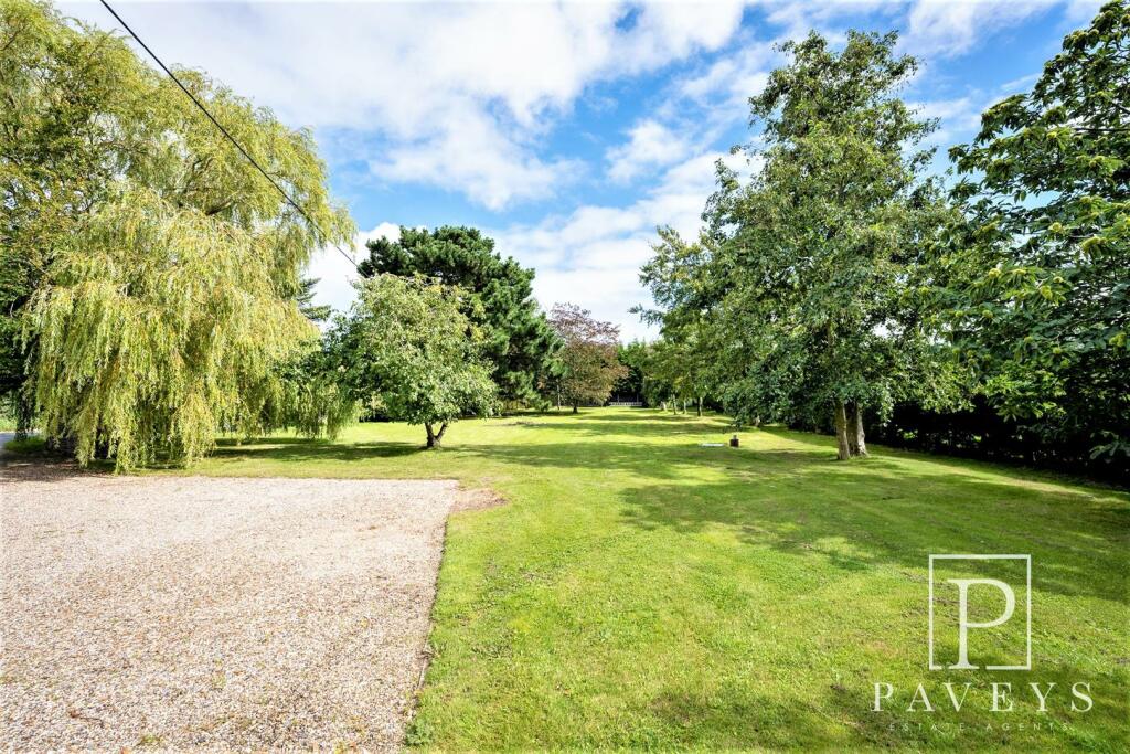 Additional property image - Little Clacton Road, Great Holland, Frinton-On-Sea