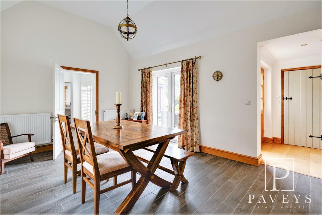 Additional property image - Little Clacton Road, Great Holland, Frinton-On-Sea