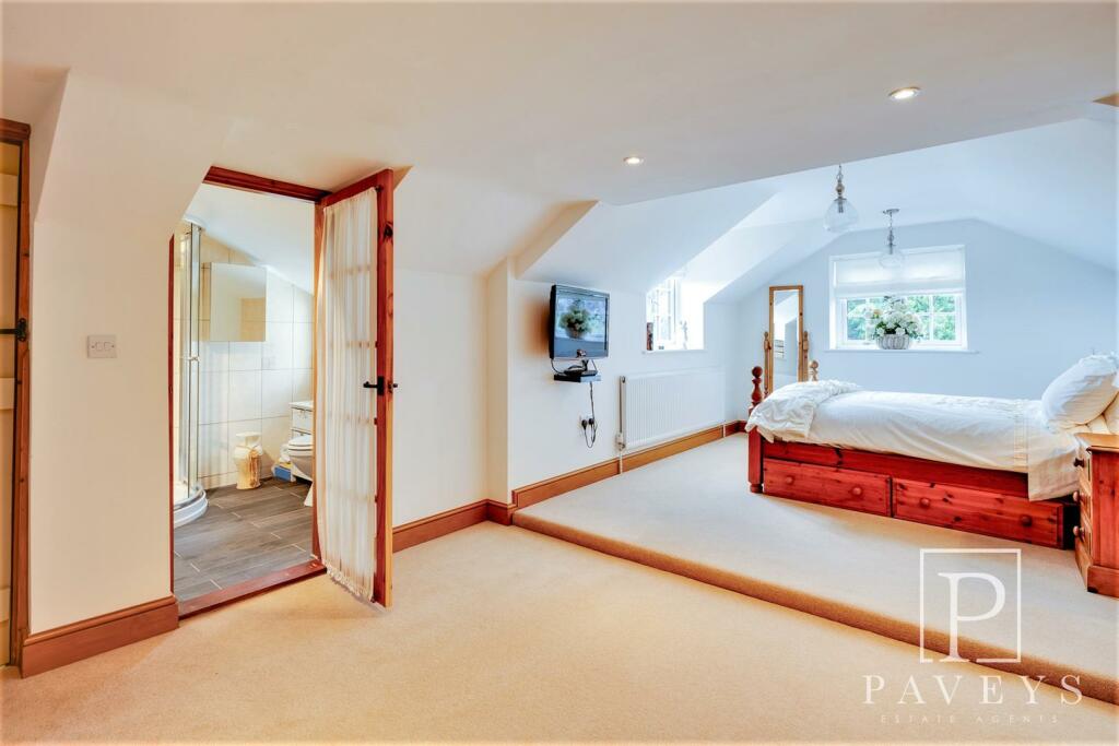 Additional property image - Little Clacton Road, Great Holland, Frinton-On-Sea