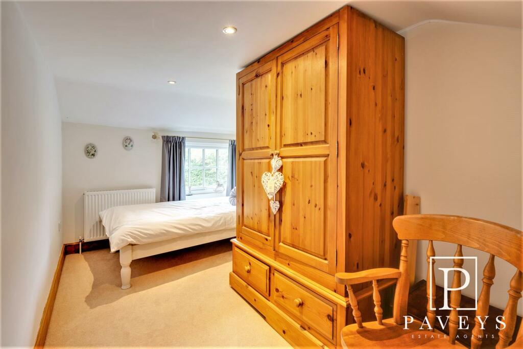 Additional property image - Little Clacton Road, Great Holland, Frinton-On-Sea