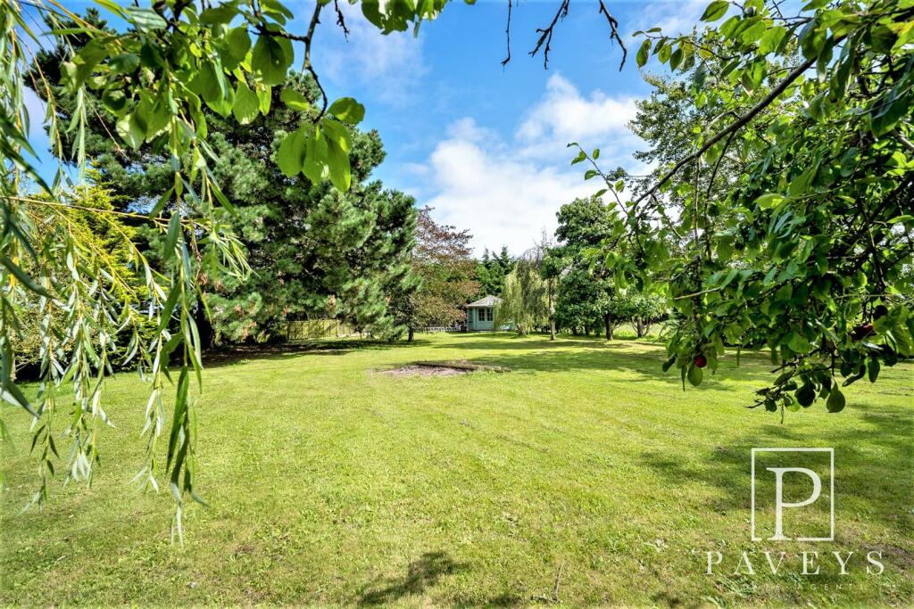 Additional property image - Little Clacton Road, Great Holland, Frinton-On-Sea