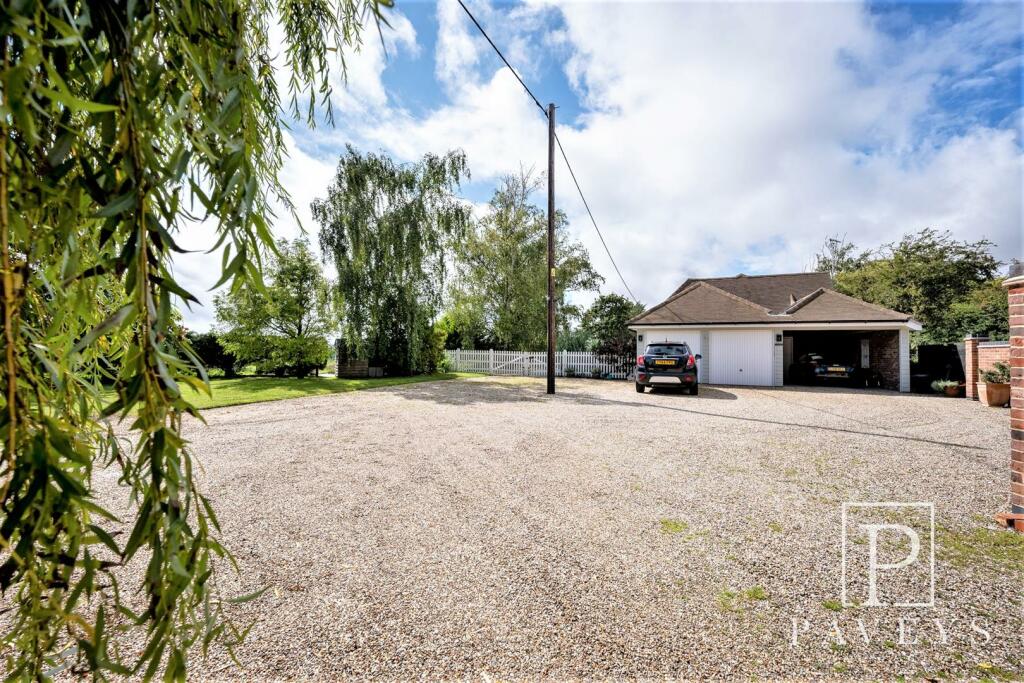 Additional property image - Little Clacton Road, Great Holland, Frinton-On-Sea