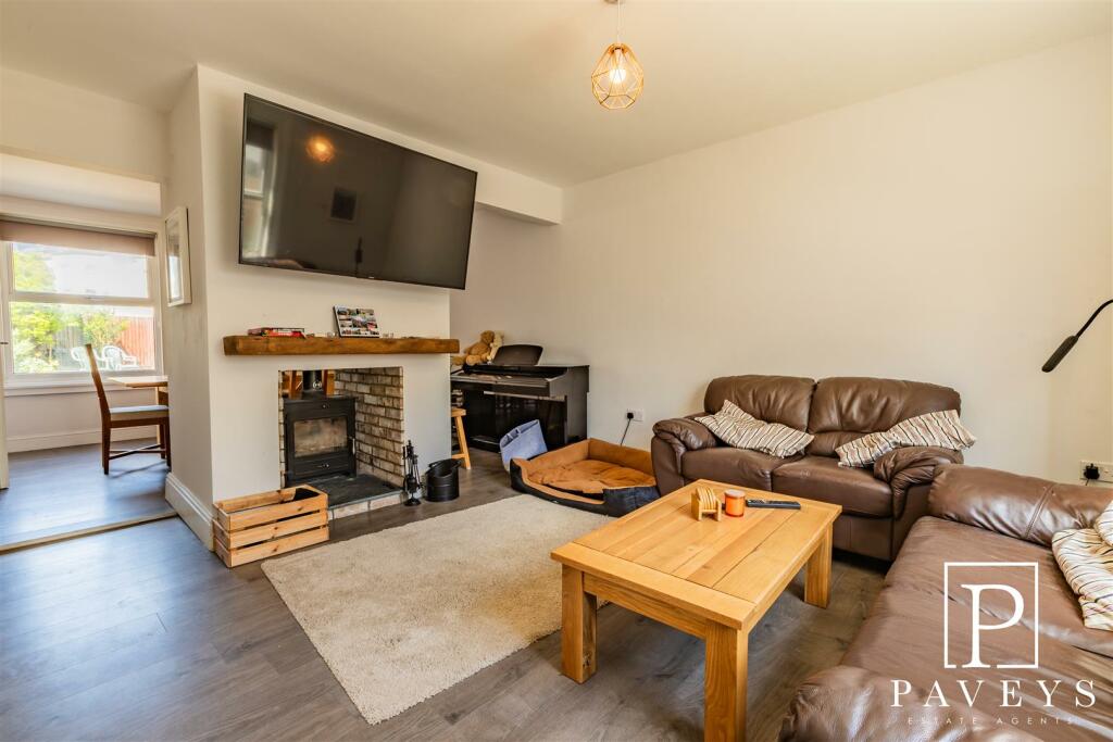 Additional property image - Portobello Road, Walton On The Naze