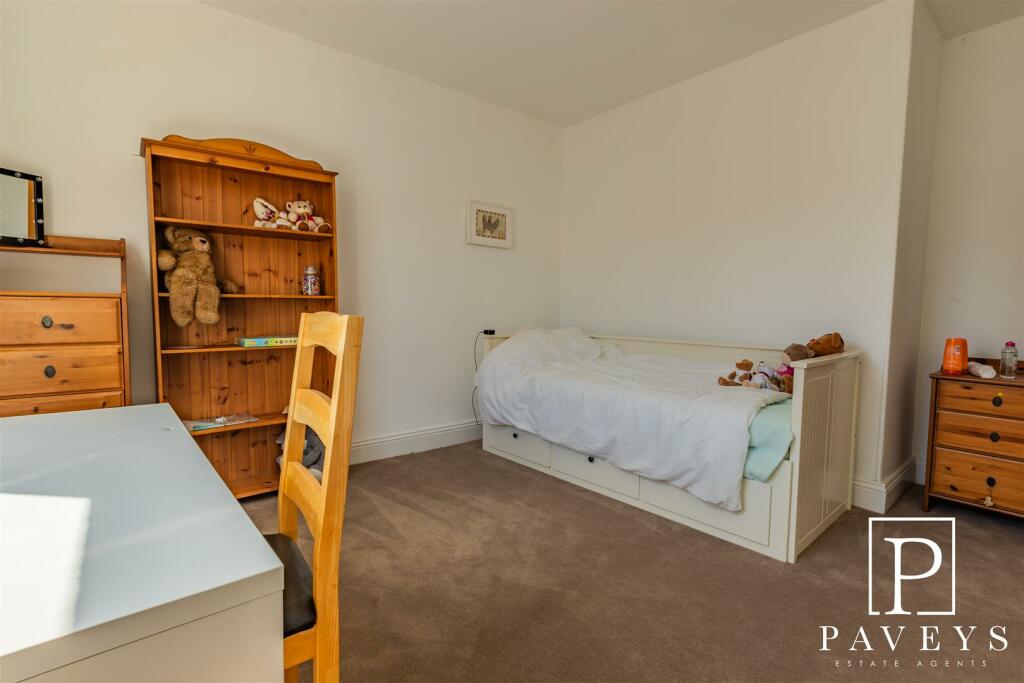 Additional property image - Portobello Road, Walton On The Naze