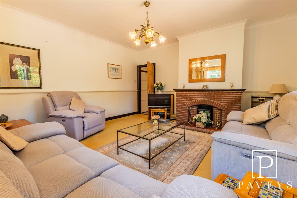Additional property image - Prospect Park, Great Holland, Frinton-On-Sea