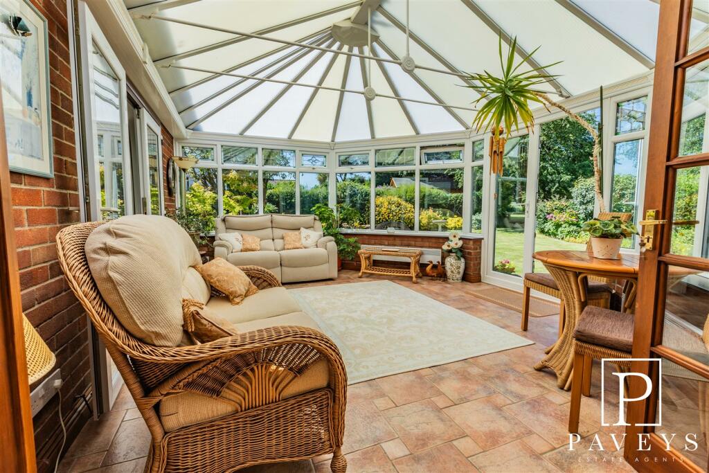 Additional property image - Prospect Park, Great Holland, Frinton-On-Sea