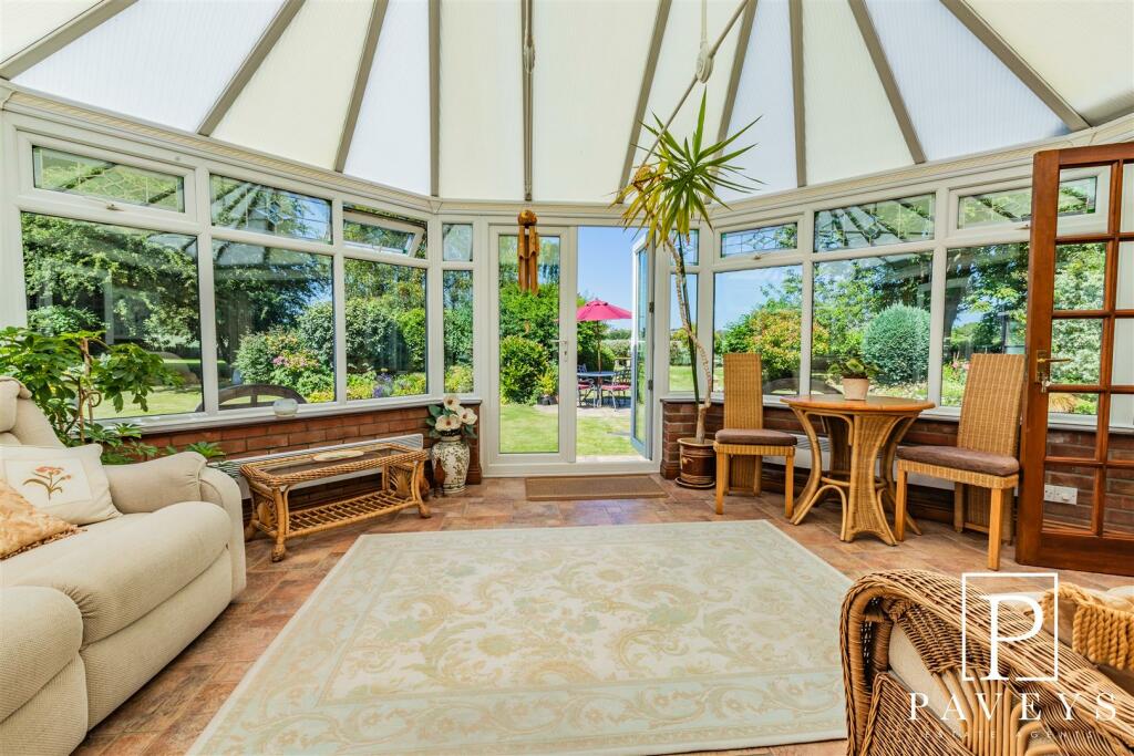 Additional property image - Prospect Park, Great Holland, Frinton-On-Sea