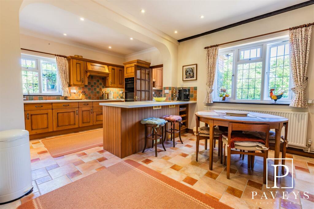Additional property image - Prospect Park, Great Holland, Frinton-On-Sea