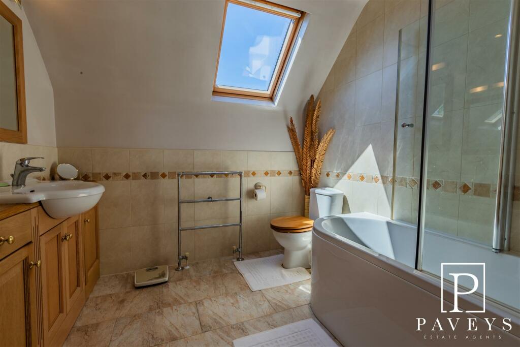 Additional property image - Prospect Park, Great Holland, Frinton-On-Sea