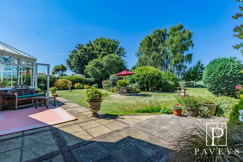 Additional property image - Prospect Park, Great Holland, Frinton-On-Sea