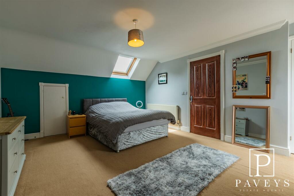 Additional property image - Walton Road, Kirby-Le-Soken, Frinton-On-Sea