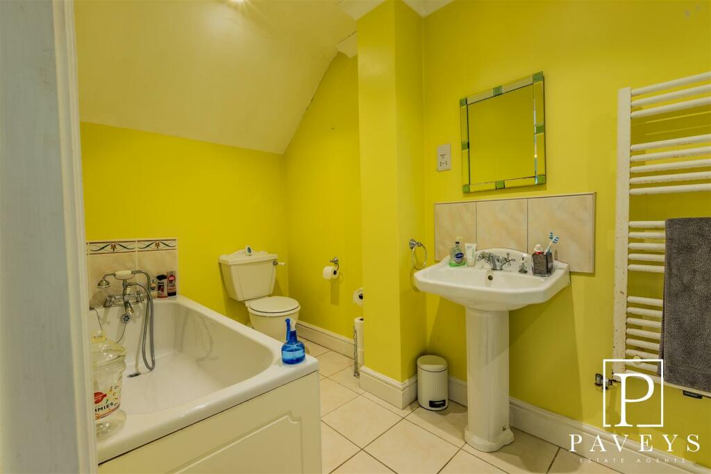 Additional property image - Walton Road, Kirby-Le-Soken, Frinton-On-Sea