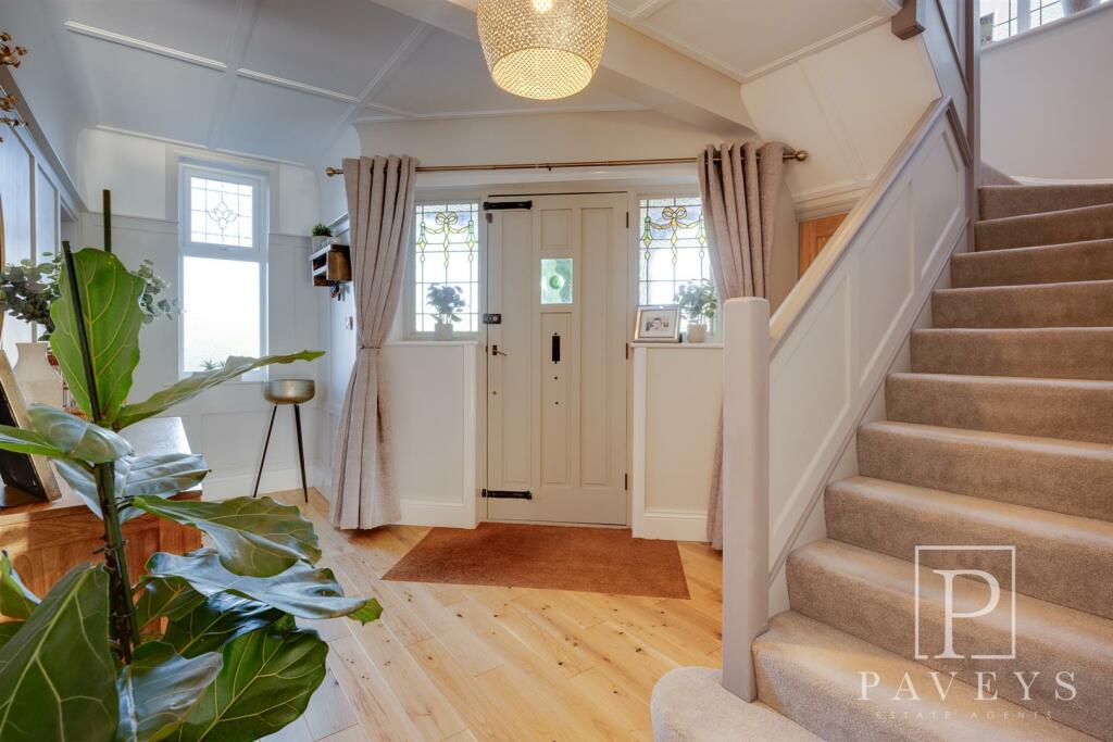 Additional property image - Holland Road, Clacton-On-Sea