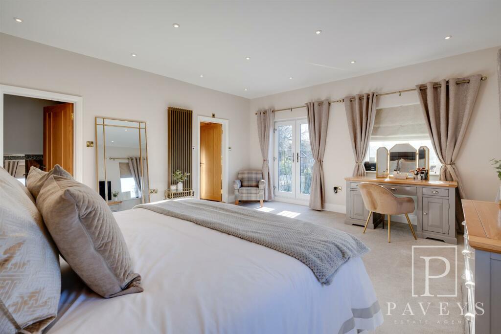 Additional property image - Holland Road, Clacton-On-Sea