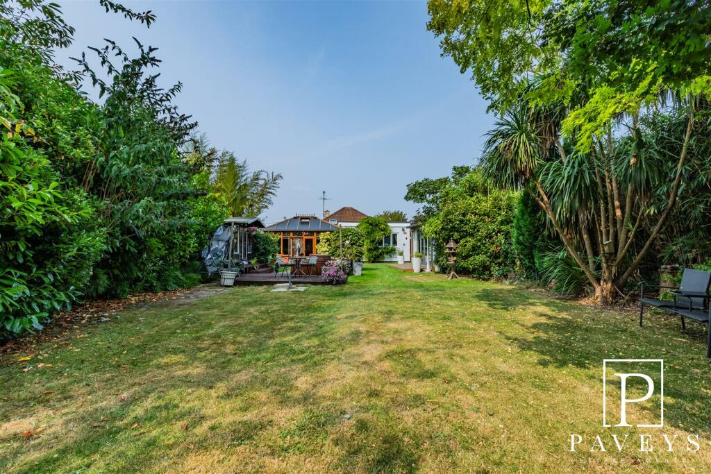 Additional property image - Thorpe Road, Kirby Cross, Frinton-On-Sea