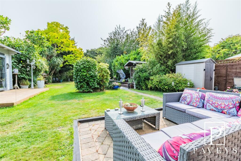 Additional property image - Thorpe Road, Kirby Cross, Frinton-On-Sea