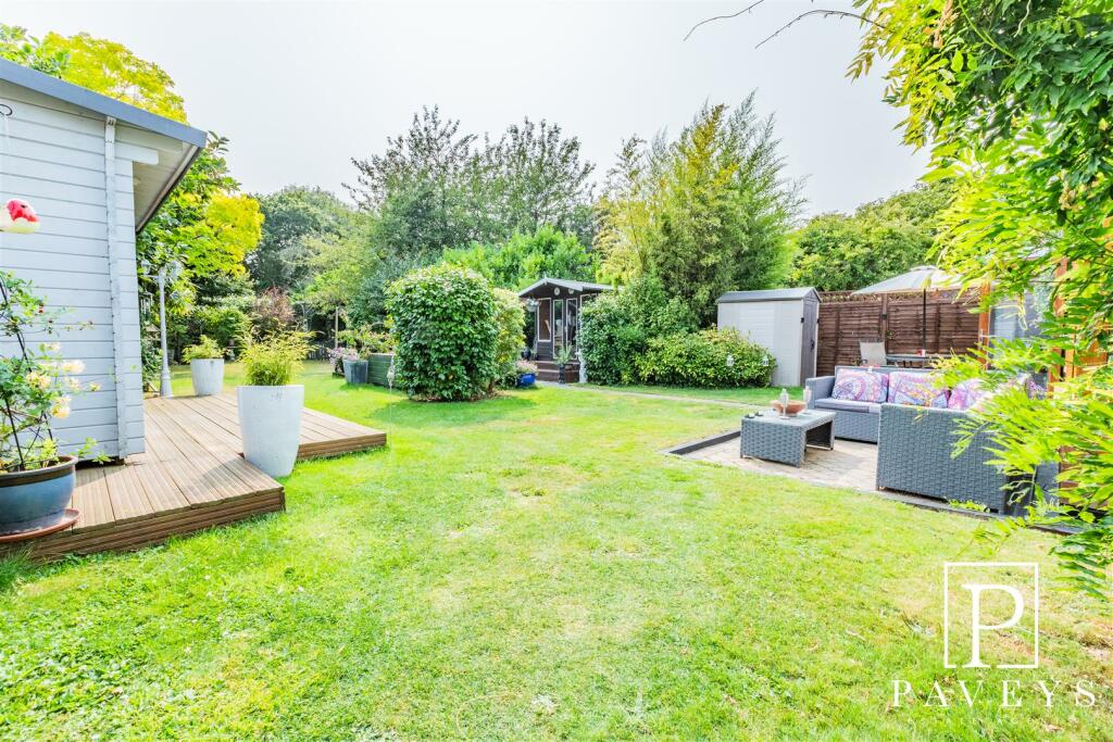 Additional property image - Thorpe Road, Kirby Cross, Frinton-On-Sea