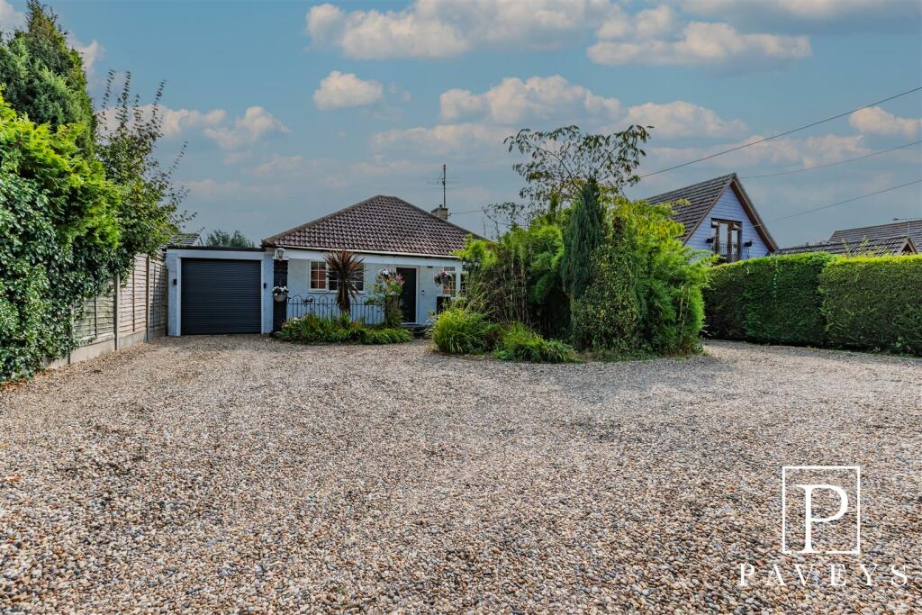 Additional property image - Thorpe Road, Kirby Cross, Frinton-On-Sea