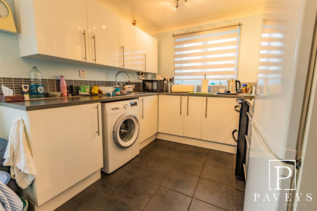 Additional property image - Mill Lane, Walton On The Naze